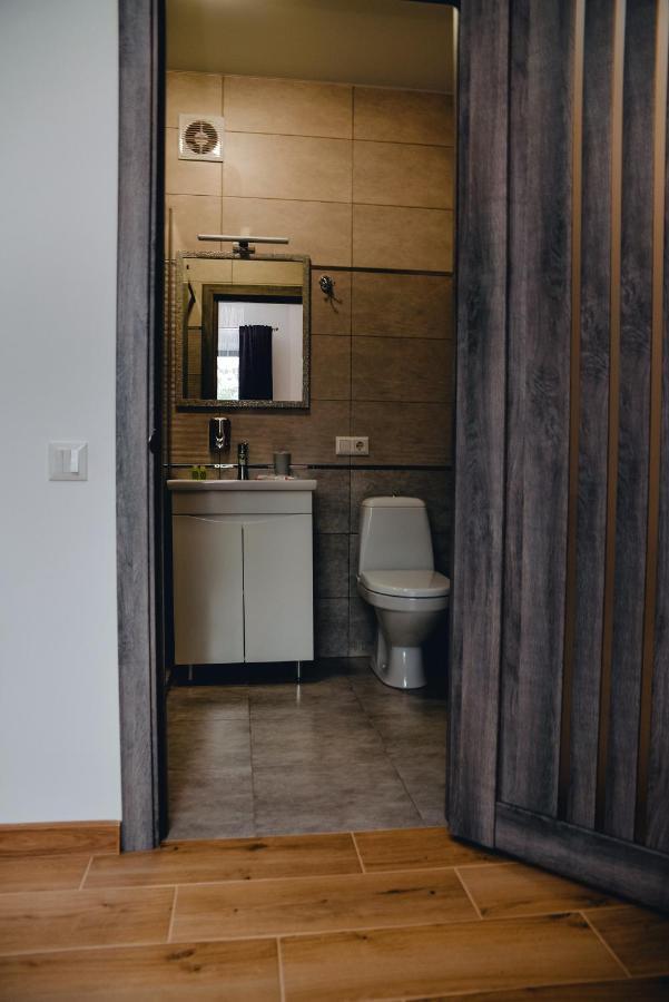 Four Rooms Apartments 체르카시 외부 사진